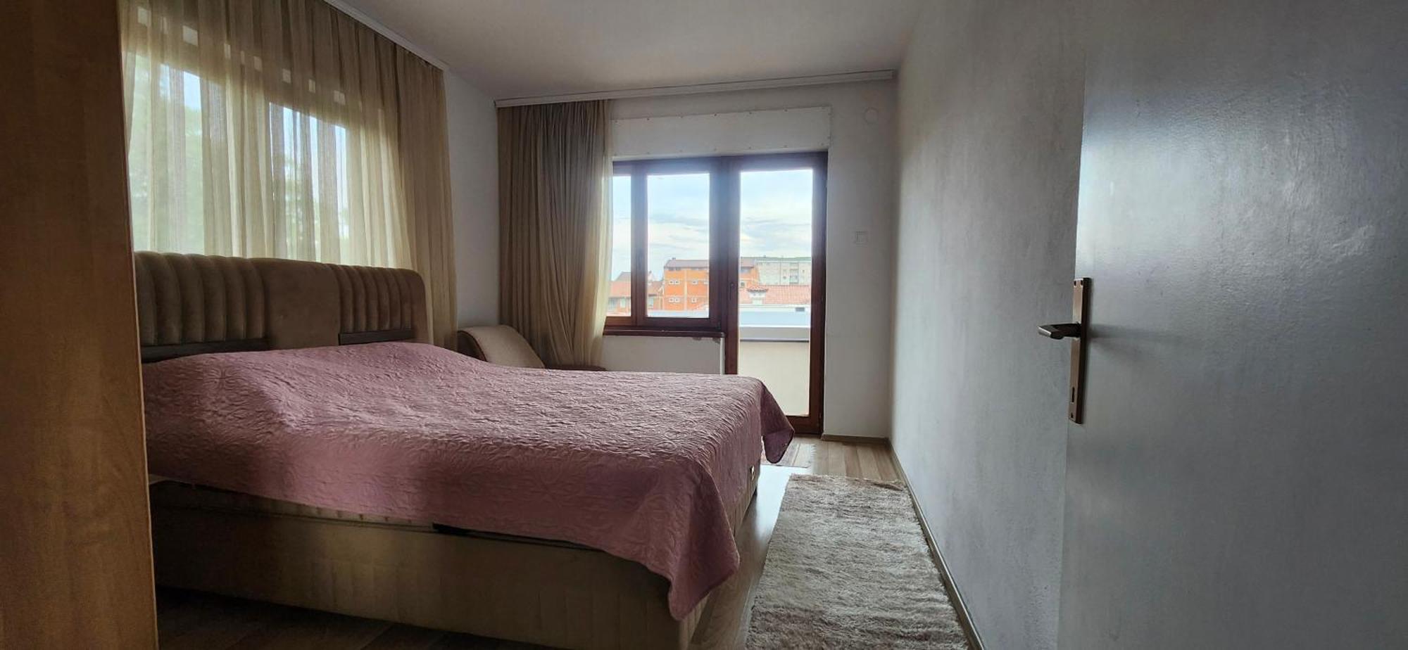 Lovely 1 Bedroom Within Walking Distance, Views Peje Exterior photo
